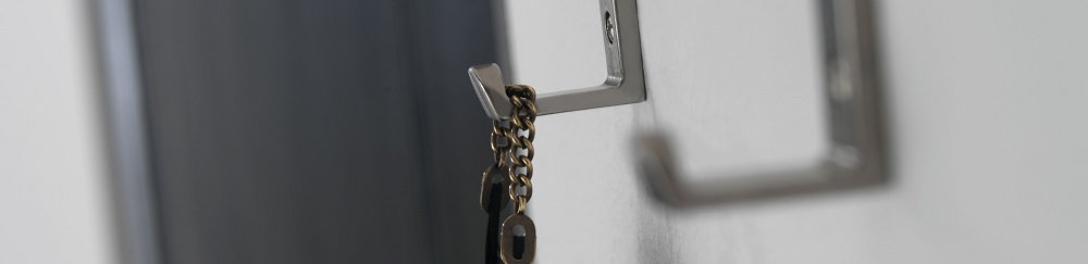 Garderobebeslag koop je bij ikklus.nl